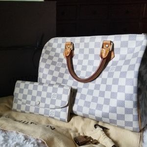 Louis Vuitton speedy 30 with wallet